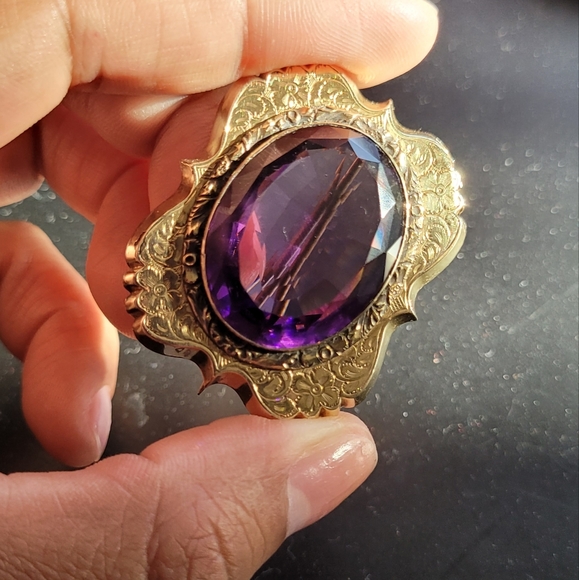 14k Victorian Brooch - Picture 2 of 16